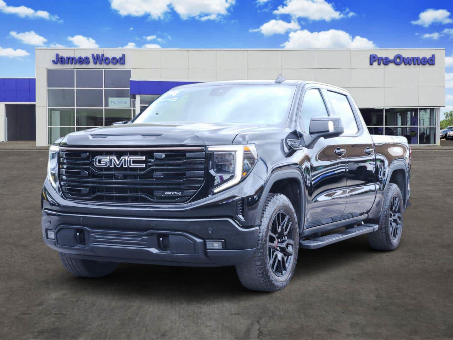 Used 2024 GMC Sierra 1500 Elevation w/ Elevation Premium Package AWD/4WD image 1