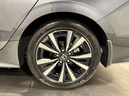 Used 2022 Honda Civic EX image 13