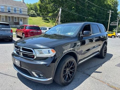 Used 2018 Dodge Durango SXT w/ 3rd Row Seating Group AWD/4WD image 3
