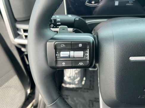 New 2026 Hyundai Santa Fe SE FWD image 32