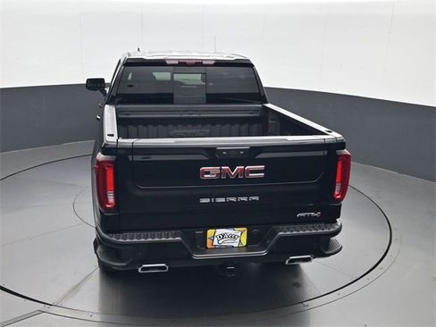 Used 2023 GMC Sierra 1500 AT4 w/ Technology Package image 18
