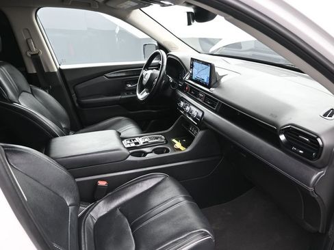 Used 2023 Honda Pilot Elite image 15
