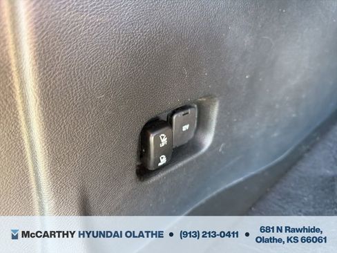 Used 2017 Ford Edge SEL w/ Equipment Group 201A FWD image 13