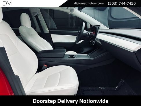 Used 2022 Tesla Model Y Performance AWD/4WD image 19