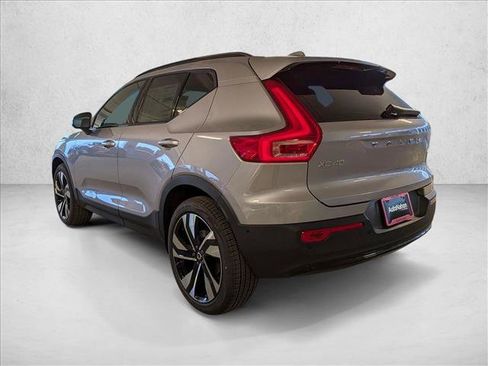 Certified 2026 Volvo XC40 B5 Ultra w/ Climate Package AWD/4WD image 7
