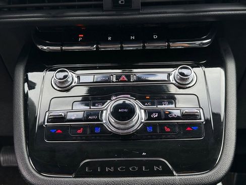 Used 2022 Lincoln Corsair Reserve w/ Equipment Group 201A AWD/4WD image 18
