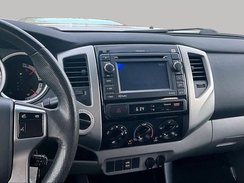 Used 2012 Toyota Tacoma 4x4 Double Cab w/ TRD Sport Upgrade Pkg image 6