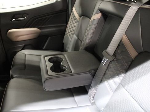 New 2026 GMC Canyon Denali AWD/4WD image 24
