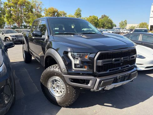 Used 2017 Ford F150 Raptor w/ Equipment Group 802A Luxury AWD/4WD image 2