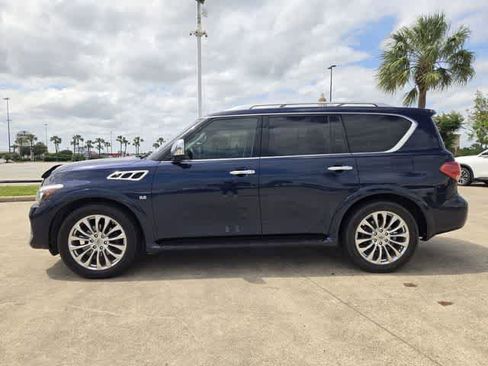 Used 2015 INFINITI QX80 4WD w/ Deluxe Technology Package image 3