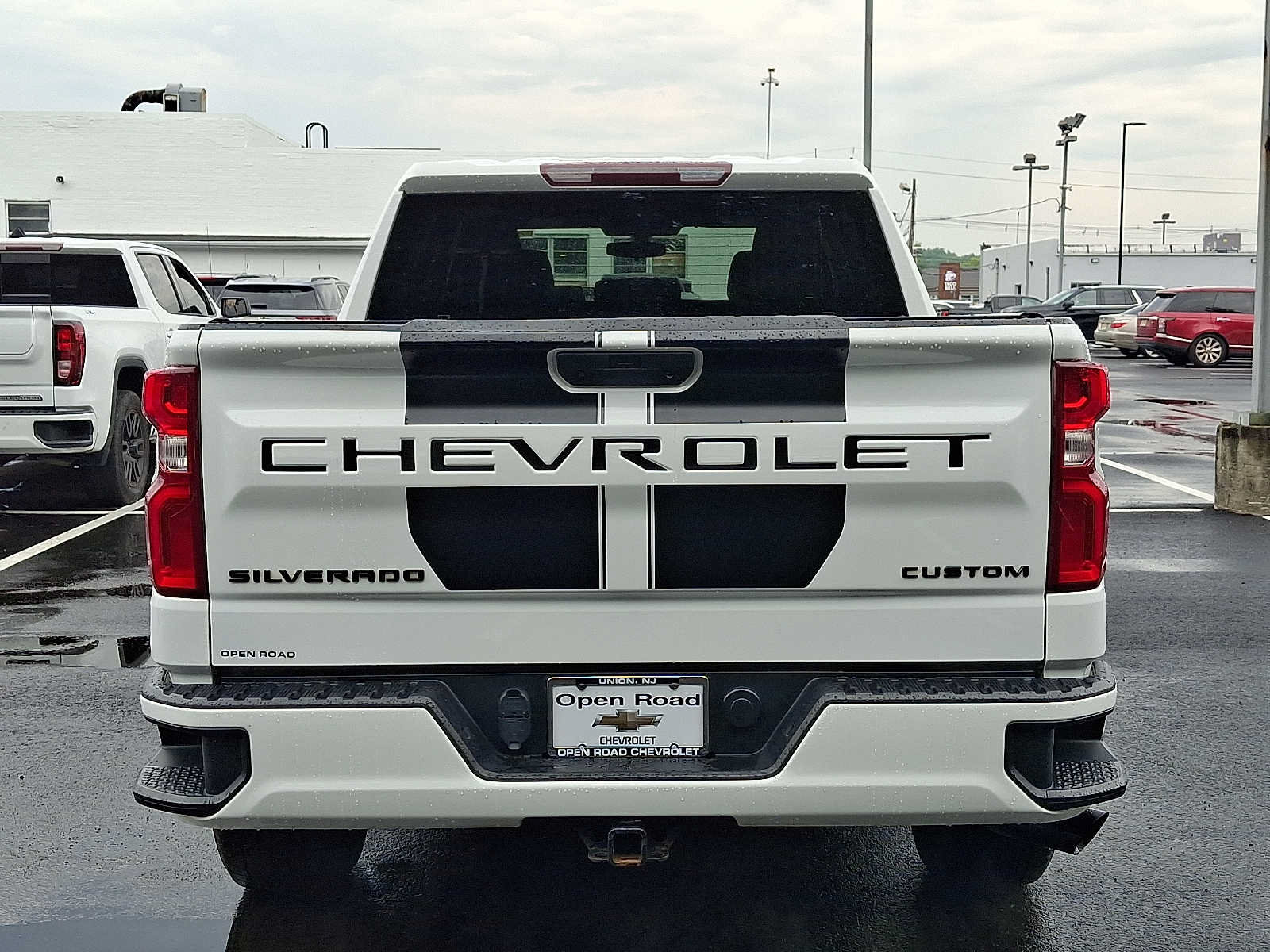 Used 2021 Chevrolet Silverado 1500 Custom w/ Rally Edition AWD/4WD image 5