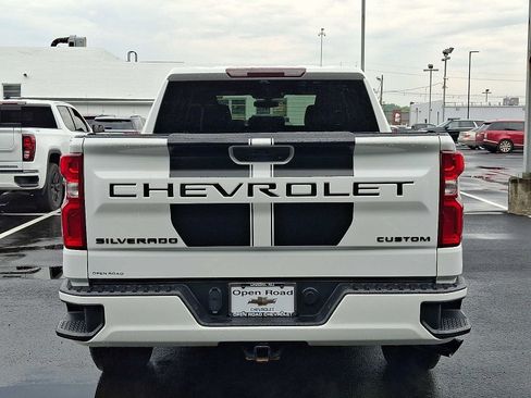 Used 2021 Chevrolet Silverado 1500 Custom w/ Rally Edition AWD/4WD image 5