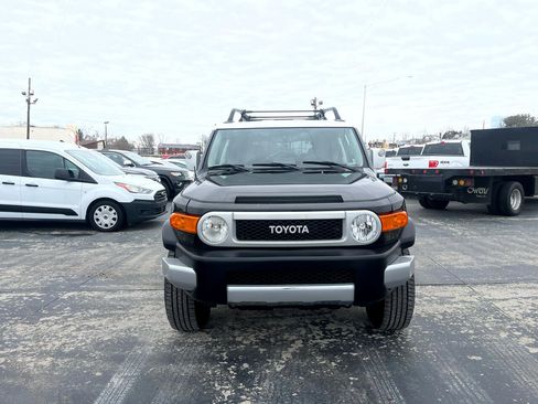 Used 2011 Toyota FJ Cruiser 4WD w/ Convenience Pkg image 8