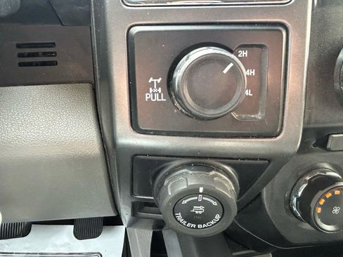 Used 2017 Ford F150 XLT w/ Equipment Group 301A Mid AWD/4WD image 24