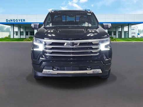 New 2026 Chevrolet Silverado 1500 High Country AWD/4WD image 3