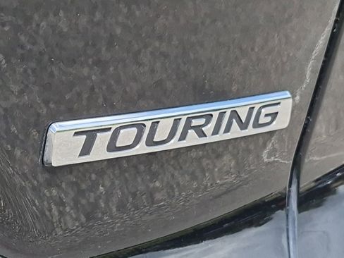 Used 2017 Honda CR-V Touring image 31