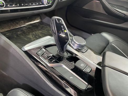 Used 2018 BMW 540i xDrive AWD/4WD image 25