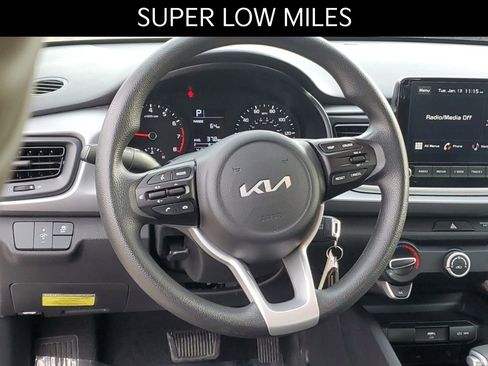 Used 2023 Kia Rio S image 8