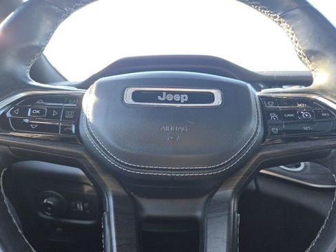 Used 2021 Jeep Grand Cherokee L Overland w/ Luxury Tech Group IV image 37