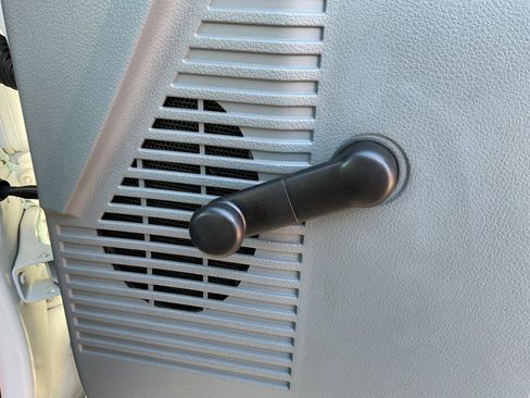 Used 2013 Ford F250 XL w/ XL Value Pkg image 14