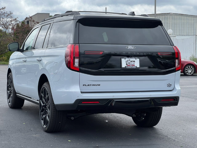 New 2026 Ford Expedition Platinum w/ Stealth Performance Package AWD/4WD image 10
