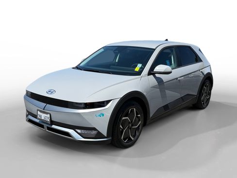 Certified 2024 Hyundai Ioniq 5 SE RWD image 1