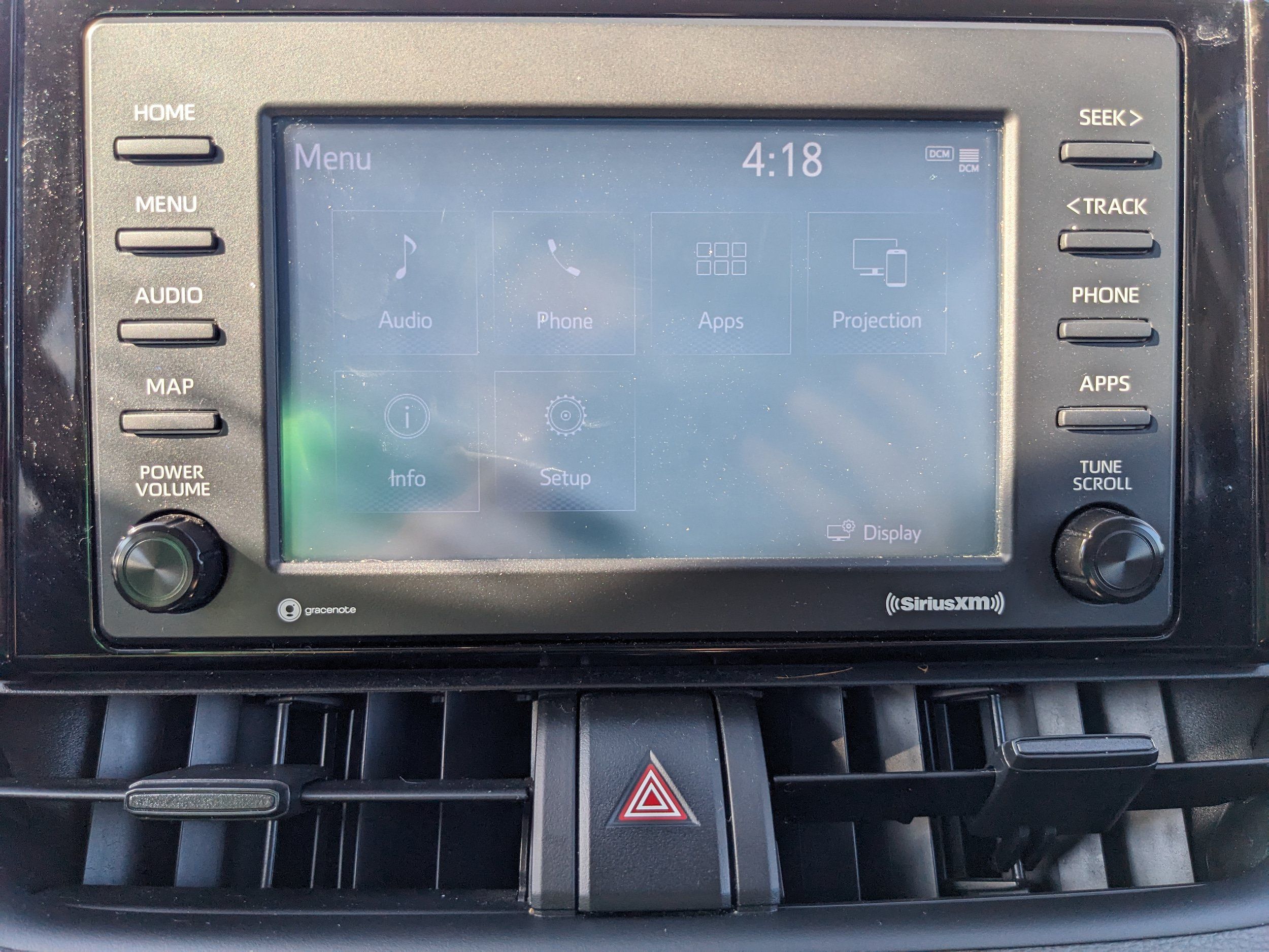 Used 2021 Toyota RAV4 XLE AWD/4WD image 18