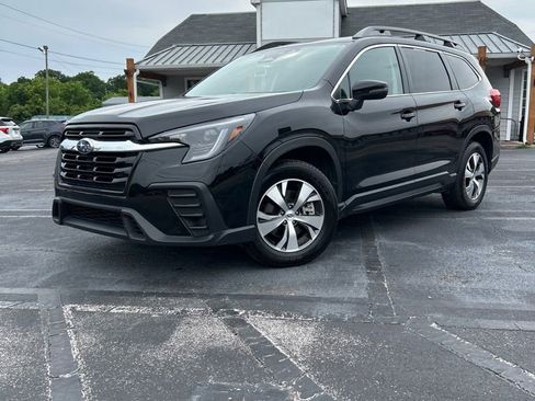 Used 2023 Subaru Ascent Premium AWD/4WD image 3