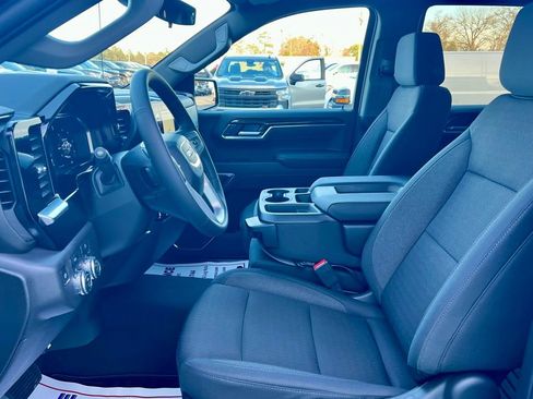 New 2026 GMC Sierra 1500 Elevation image 11
