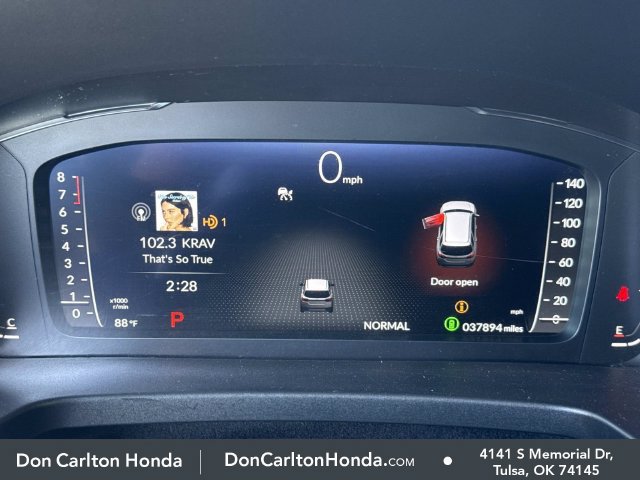 Used 2025 Honda Pilot Elite image 12