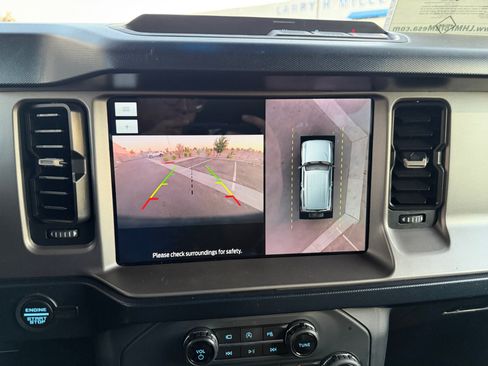 Certified 2022 Ford Bronco Outer Banks AWD/4WD image 26