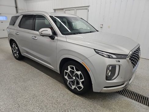Used 2022 Hyundai Palisade Calligraphy image 6