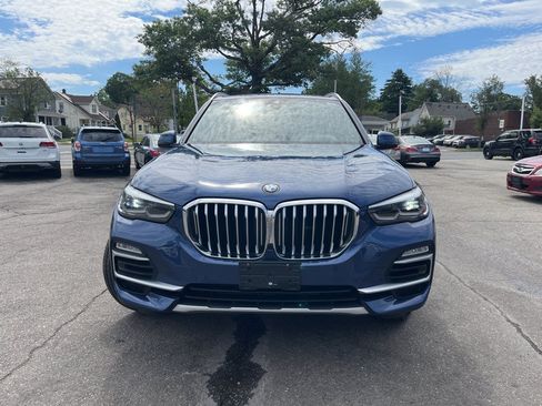 Used 2019 BMW X5 xDrive40i w/ Premium Package 2 AWD/4WD image 2