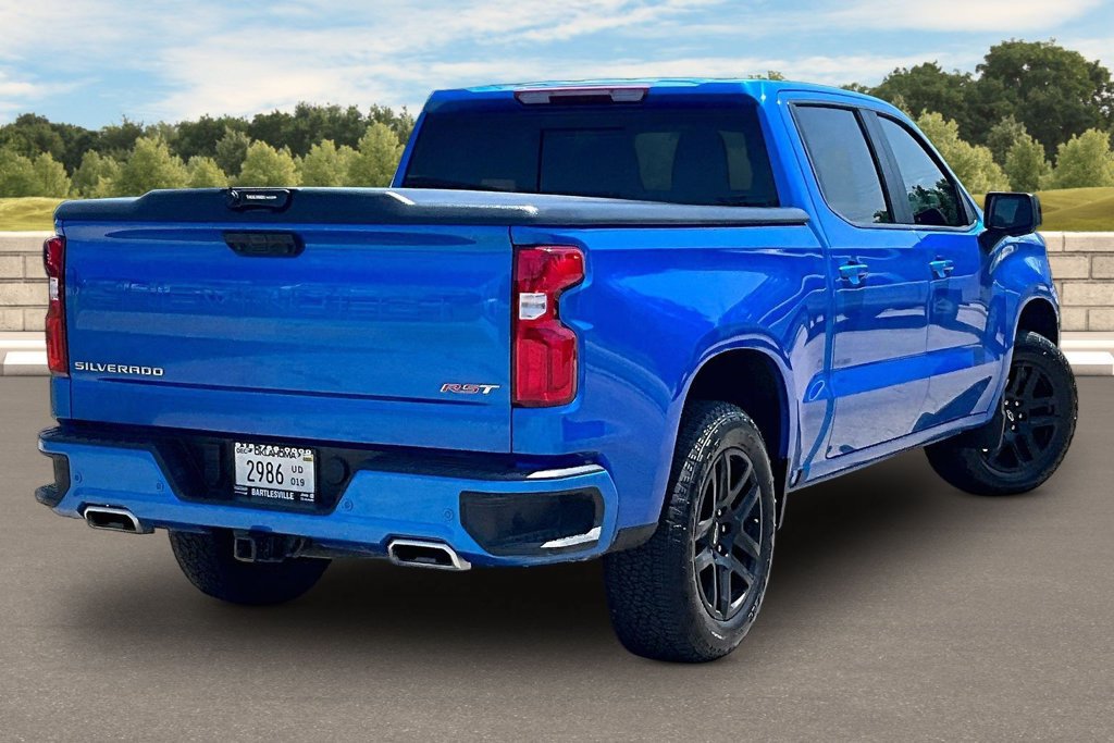 Used 2025 Chevrolet Silverado 1500 RST AWD/4WD image 9