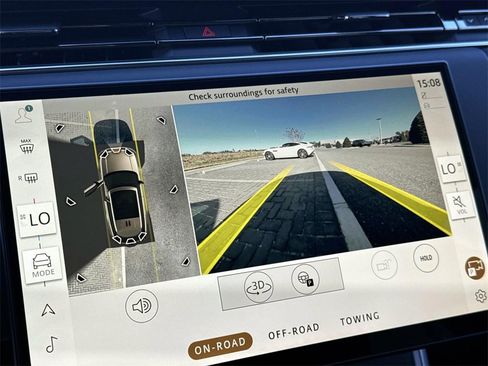 New 2026 Land Rover Range Rover SE image 22