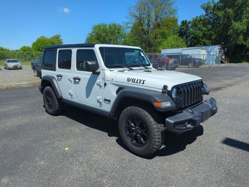 Used 2022 Jeep Wrangler Unlimited Sport AWD/4WD image 2
