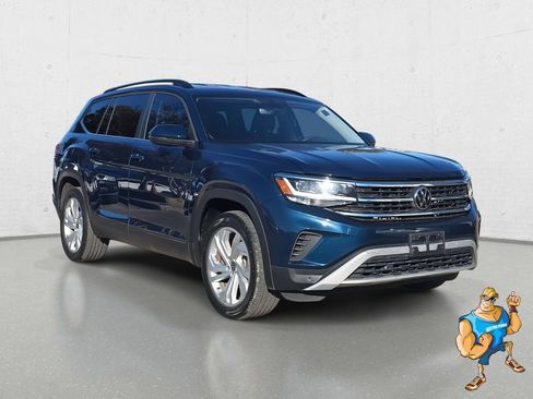 Used 2023 Volkswagen Atlas SE image 3