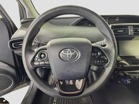 Used 2022 Toyota Prius LE FWD image 15