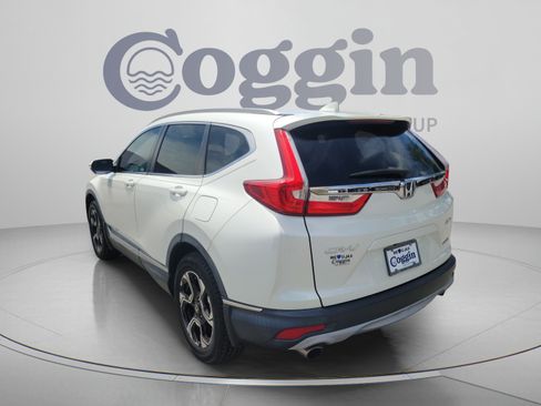 Used 2017 Honda CR-V Touring image 2