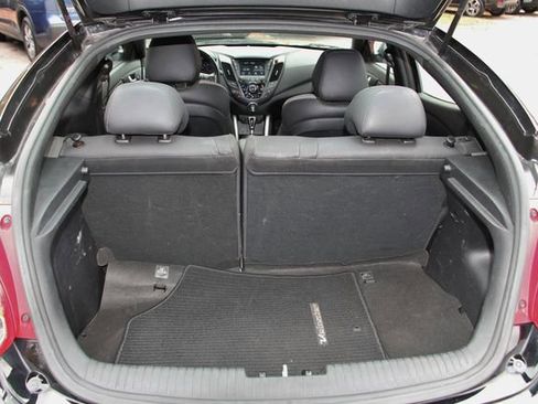 Used 2017 Hyundai Veloster Turbo image 25