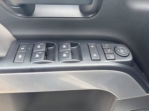 Used 2018 Chevrolet Silverado 1500 LTZ Z71 w/ LTZ Plus Package AWD/4WD image 25