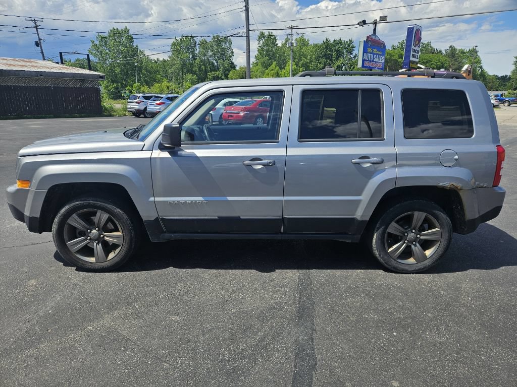 Used 2015 Jeep Patriot High Altitude AWD/4WD image 5