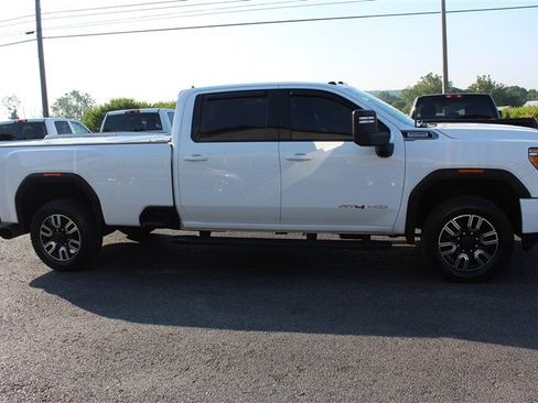 Used 2020 GMC Sierra 3500 AT4 w/ AT4 Premium Package AWD/4WD image 9