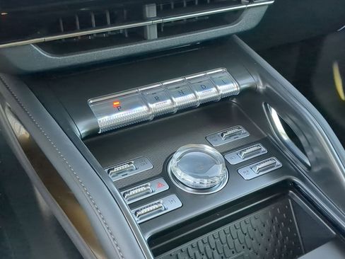 New 2026 Lincoln Nautilus Premier w/ Equipment Group 102A AWD/4WD image 19