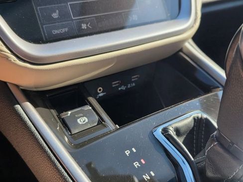 Certified 2022 Subaru Outback Limited XT image 31