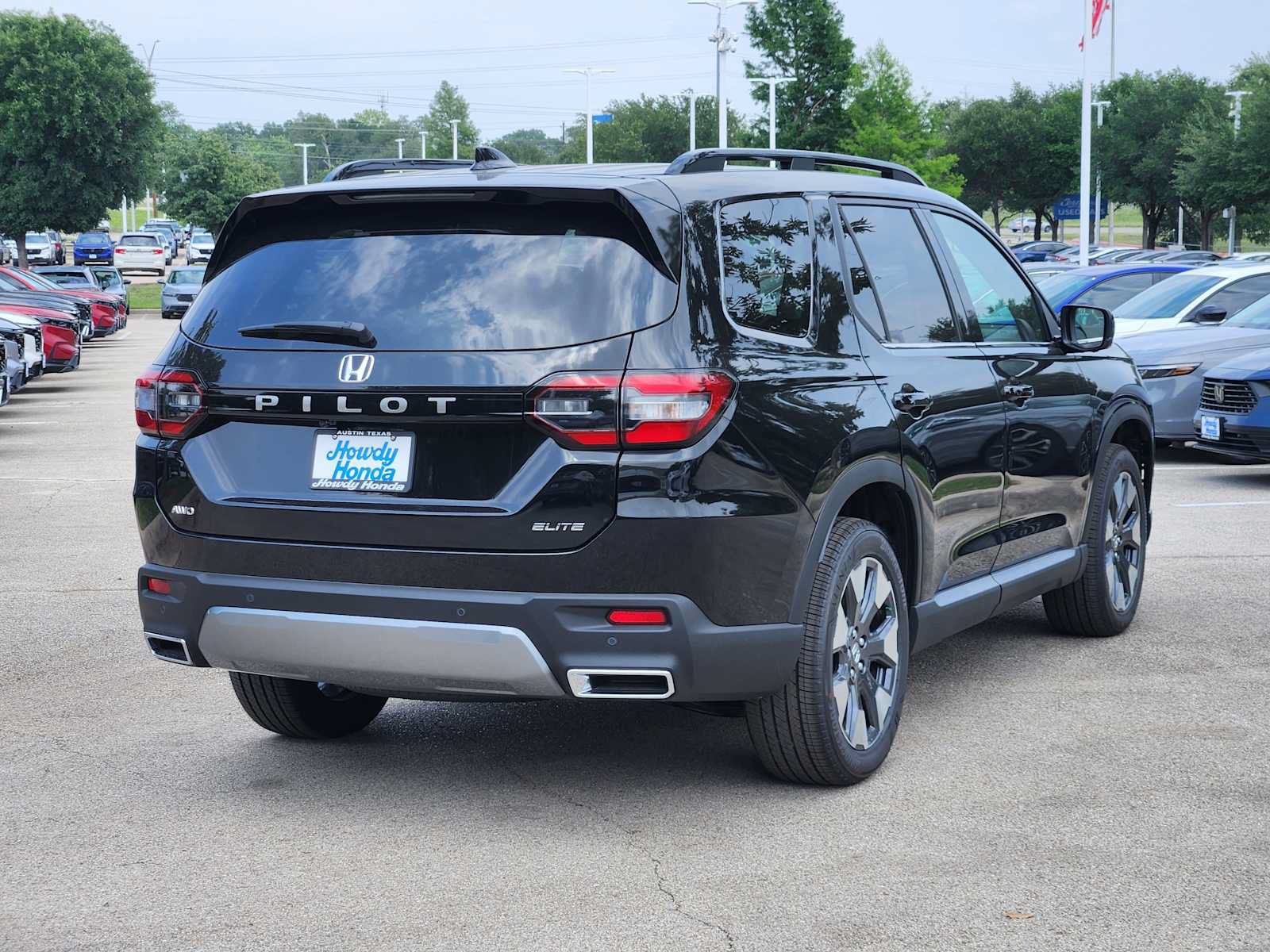 New 2026 Honda Pilot Elite image 5