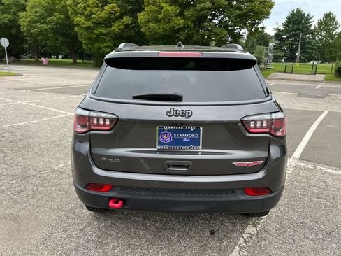 Used 2019 Jeep Compass Trailhawk AWD/4WD image 9