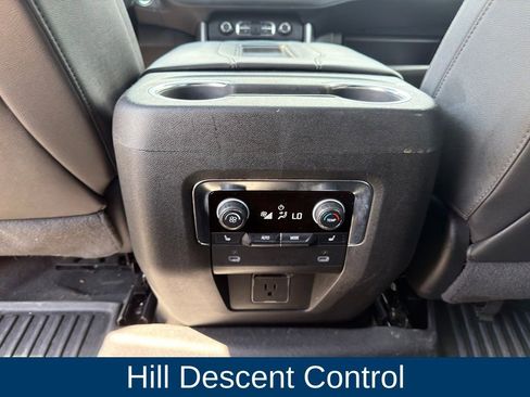 Used 2024 Chevrolet Suburban Z71 w/ Off-Road Capability Package AWD/4WD image 23