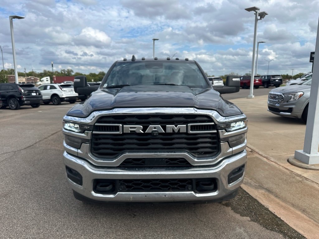 Used 2025 RAM 3500 Big Horn AWD/4WD image 2