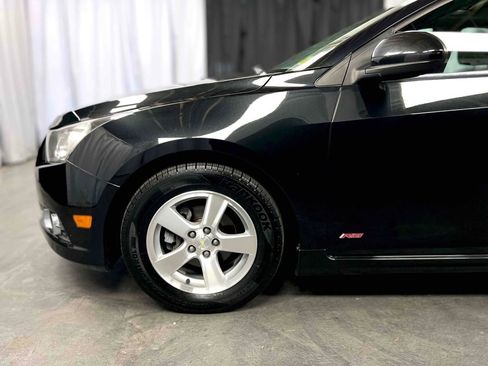 Used 2013 Chevrolet Cruze LT w/ All-Star Edition image 33